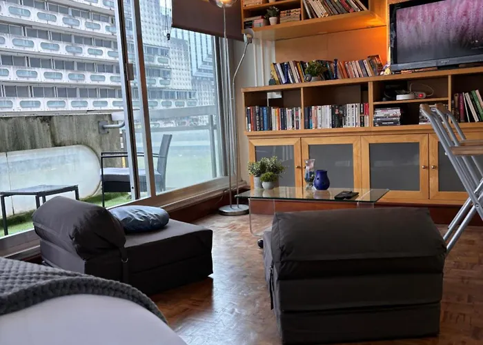Cozy At La Defense * Courbevoie